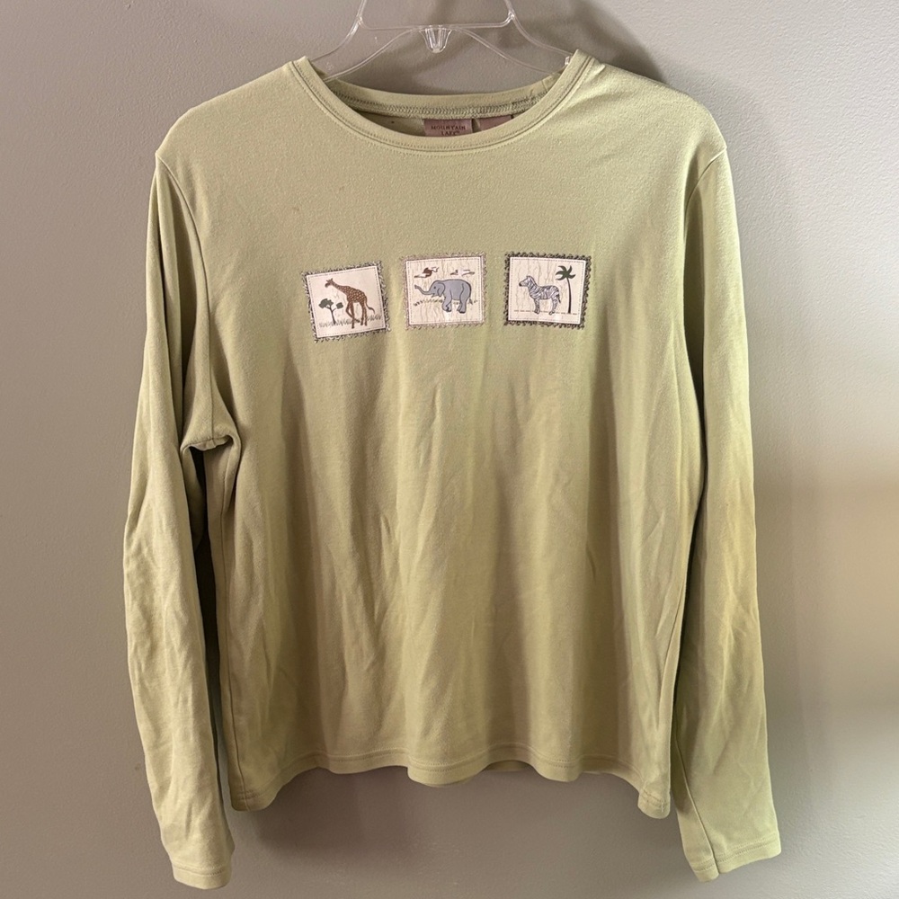 Mountain Lake Light Green Long Sleeve Sweatshirt with Animal Patch
